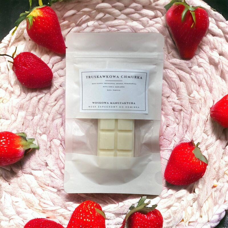 Wosk sojowy zapachowy do kominka "Truskawkowa chmurka"