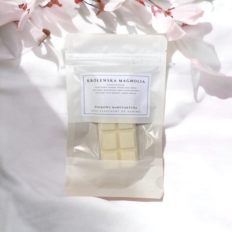 Wosk sojowy zapachowy do kominka "Królewska magnolia"